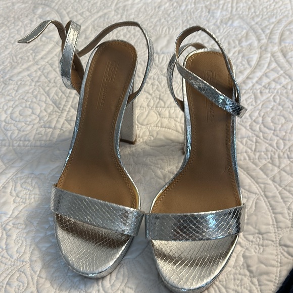 ASOS Shoes | River Island platform heeled sandal in silver - Picture 3 of 8